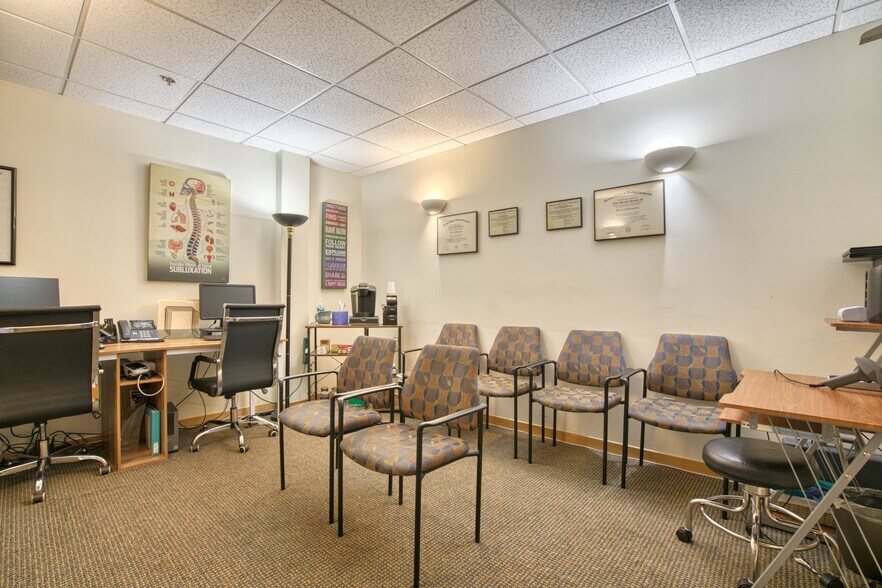 More Photos Of 1715 15th St, Boulder Storefront Retail Office For Sale