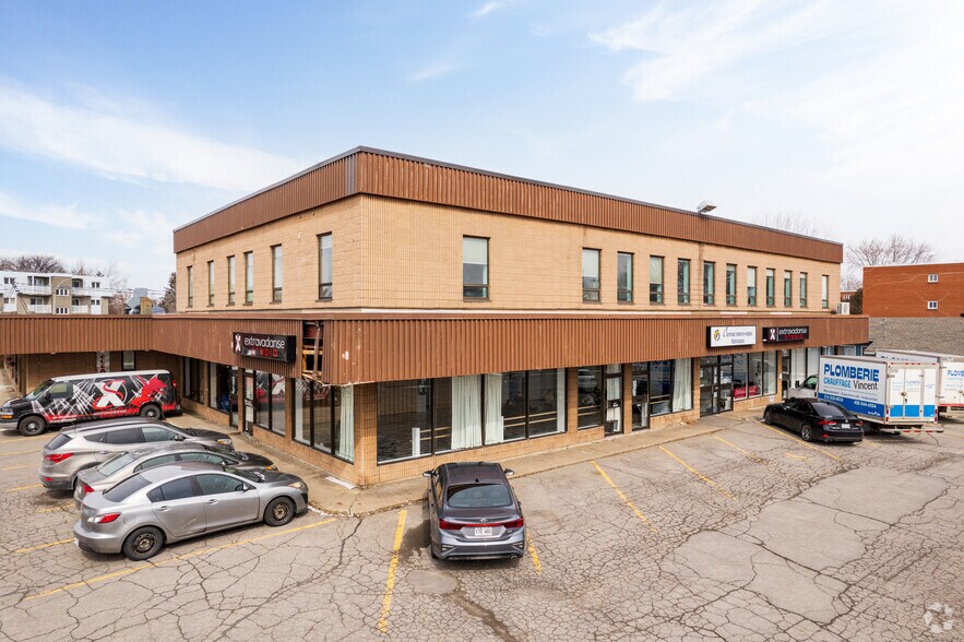 Primary Photo Of 103-109 Rue Lauzon, Châteauguay Freestanding For Lease
