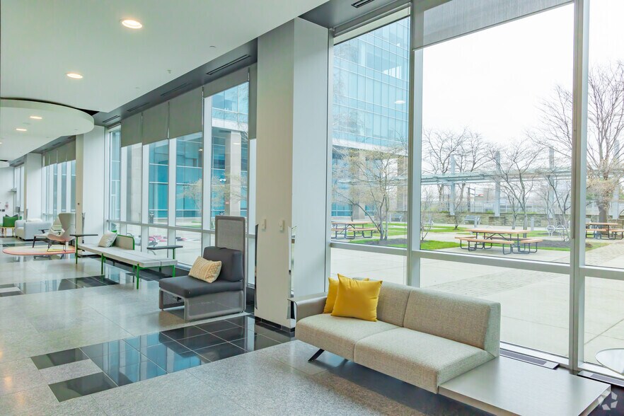 More Photos Of 3389 Steeles Ave E, Toronto Office For Lease