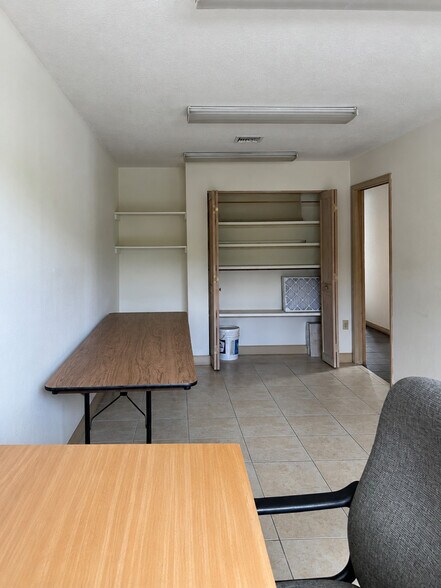 More Photos Of 2930 NW 17th Ter, Oakland Park Manufacturing For Sale