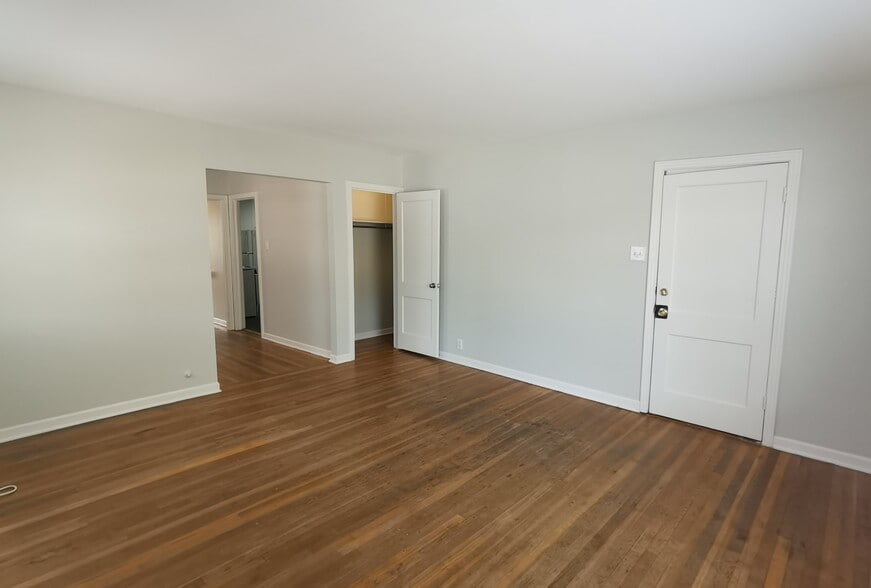 More Photos Of 340 Natalen Ave, San Antonio Multifamily For Sale