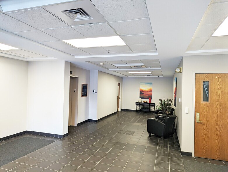 More Photos Of 15 N Southwood Dr, Nashua Office For Sale