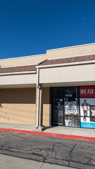 More Photos Of 4430-4438 S 900 E, Salt Lake City Freestanding For Lease
