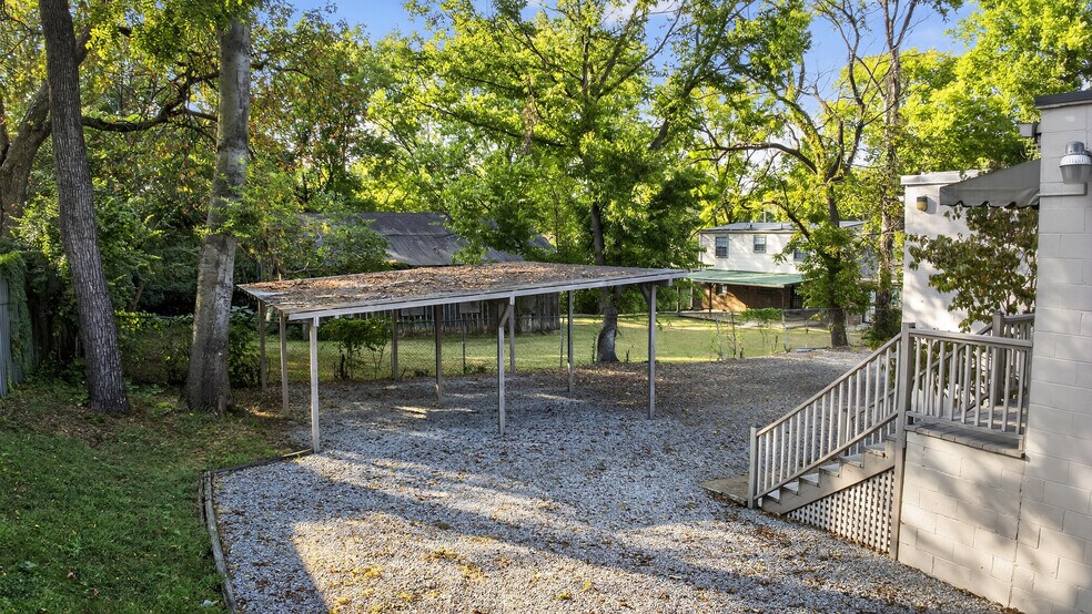 More Photos Of 2819 Gallatin Pike, Nashville Freestanding For Lease