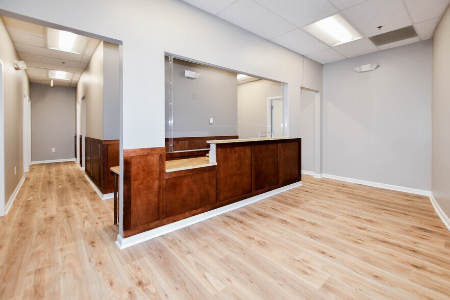 More Photos Of 12150 Annapolis Rd, Glenn Dale Medical For Lease