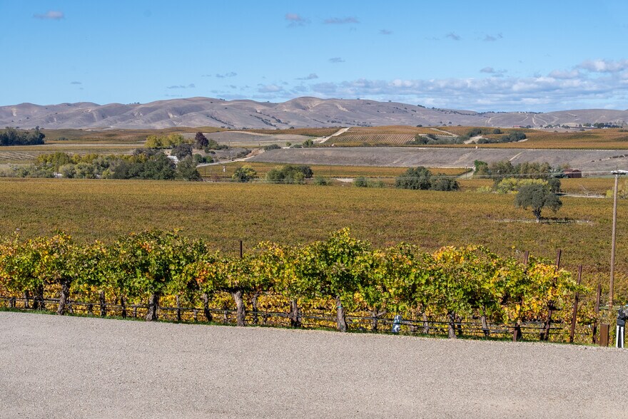 More Photos Of 7790 Airport Rd, Paso Robles Land For Sale