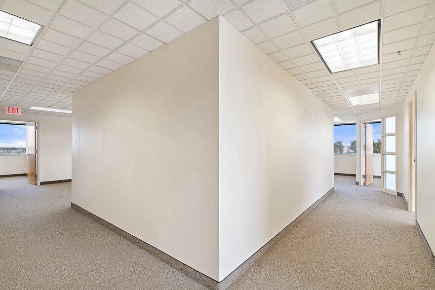 More Photos Of 4221 Walney Rd, Chantilly Office For Lease