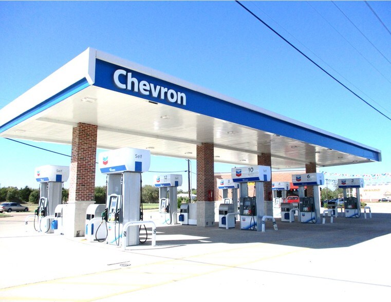 More Photos Of 219 State Highway 342, Red Oak Convenience Store For Sale