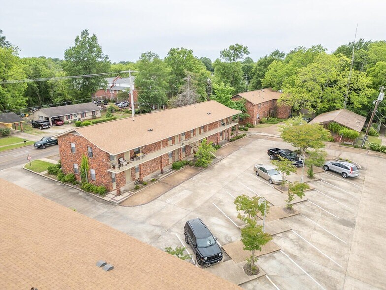 More Photos Of , Starkville Unknown For Sale