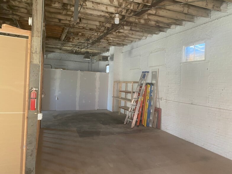More Photos Of 8-10 Alyea St, Newark Storefront For Sale