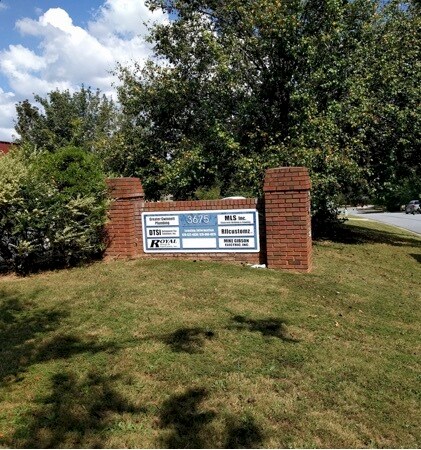 More Photos Of 3675 Hewatt Ct, Snellville Flex For Lease