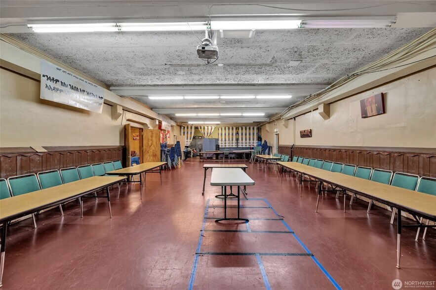 More Photos Of 12327 15th Ave NE, Seattle Religious Facility For Sale