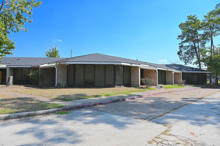 More Photos Of 14423 Cornerstone Village Dr, Houston Medical For Sale