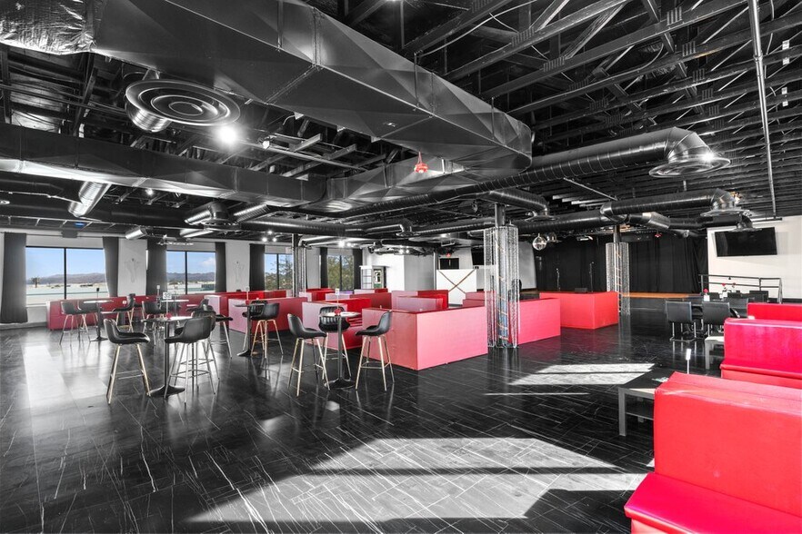 More Photos Of 1405 E Sunset Rd, Las Vegas Restaurant For Sale