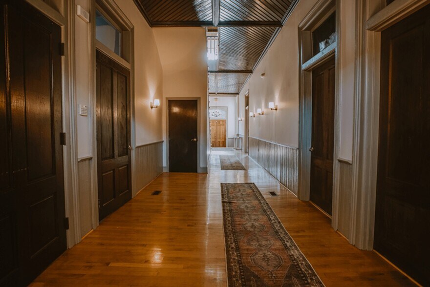 More Photos Of 441 Washington St, Portsmouth Office Residential For Sale