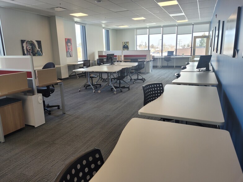 More Photos Of 23 Riverside Dr, Okotoks Schools For Lease