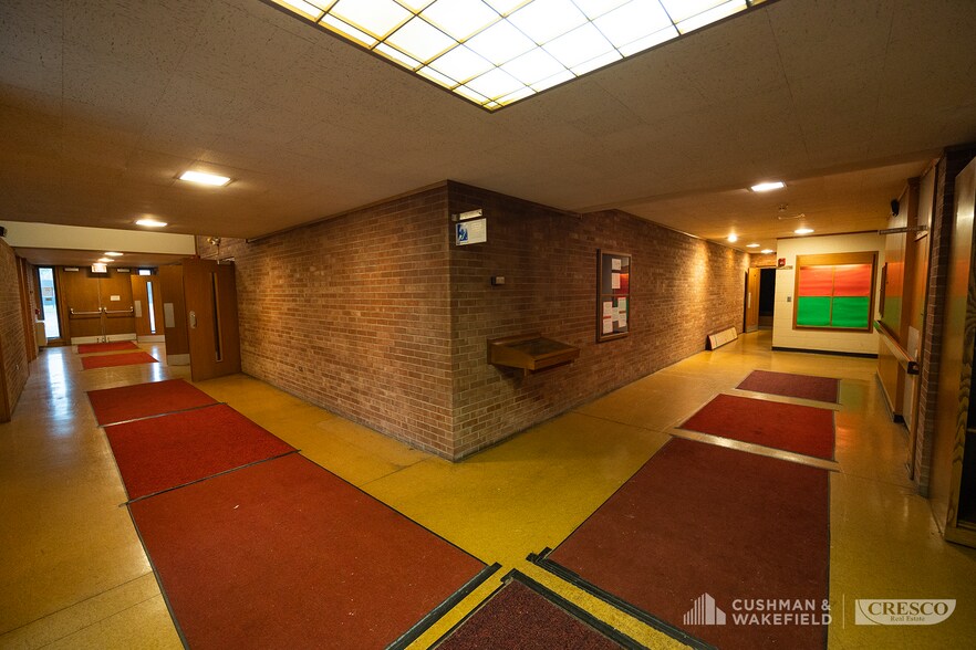 More Photos Of 575 Richmond Rd, Cleveland Religious Facility For Sale