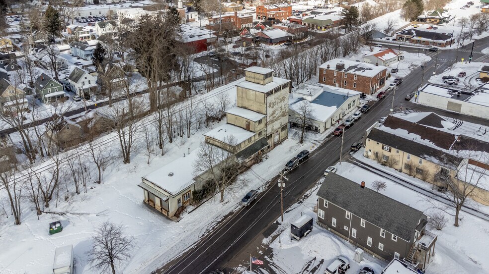 More Photos Of 47 Elm St, East Aurora Service For Sale