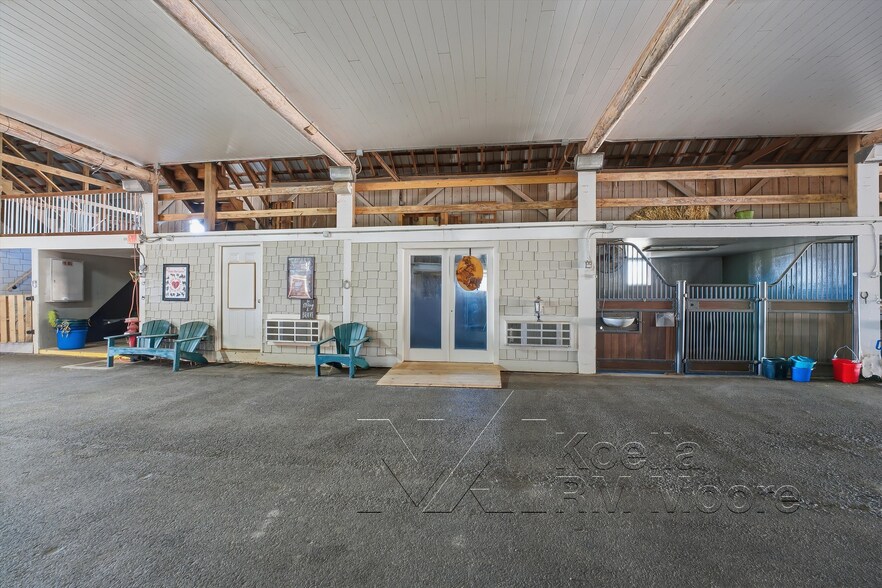 More Photos Of 1522 New Hope Rd, Rockwood Specialty For Sale