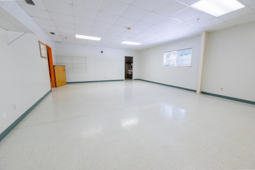 More Photos Of 6689 County Road 315, Keystone Heights Specialty For Sale