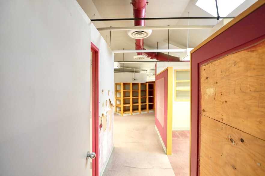 More Photos Of 480 Hampden St, Holyoke Office For Sale