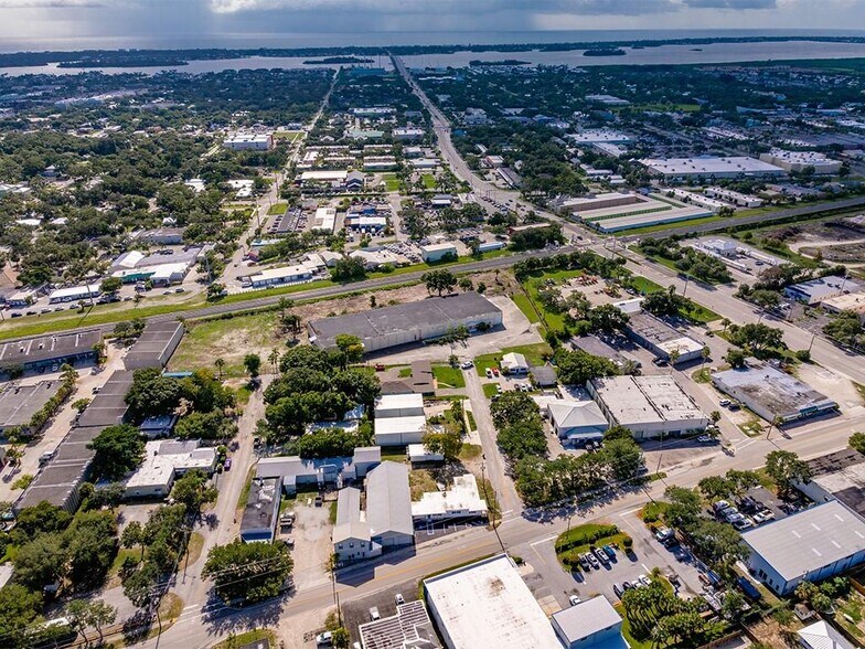 More Photos Of 1708 Old Dixie Hwy, Vero Beach General Retail For Sale