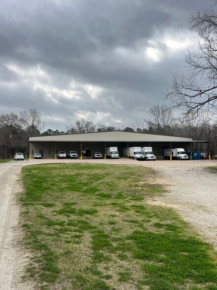 Primary Photo Of 5505 Linwood Dr, Tyler Warehouse For Sale