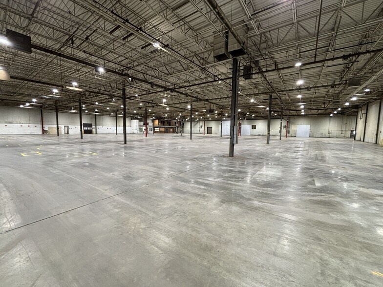 More Photos Of 504 N Ashe Ave, Dunn Warehouse For Lease