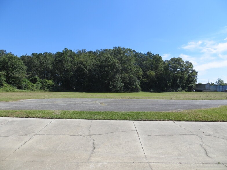 More Photos Of 123 Business Cir, Thomasville Self Storage For Sale