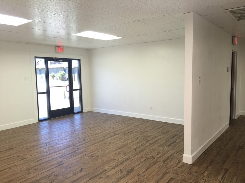More Photos Of 309 Hickory St, Abilene Office For Lease