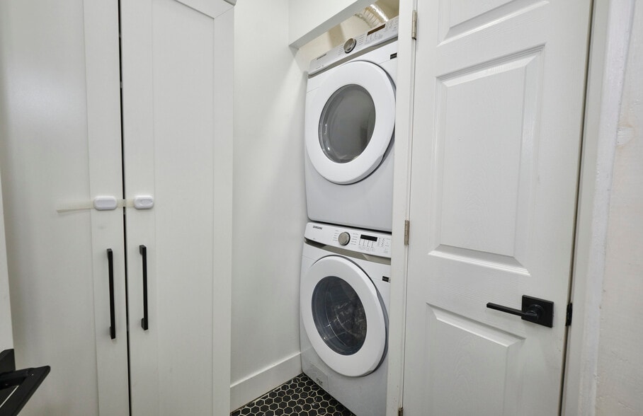 More Photos Of 3939 Crescent St, Long Island City Land For Sale