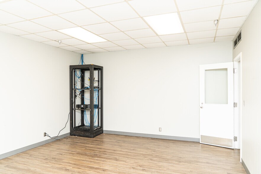More Photos Of 2580 Highway 46, Heflin Warehouse For Sale