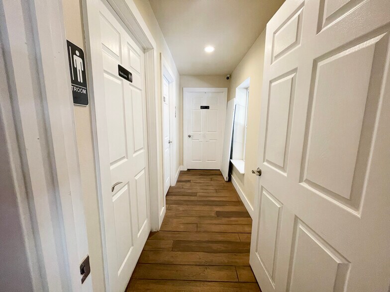 More Photos Of 21848 S County Road 325, Hawthorne Restaurant For Sale