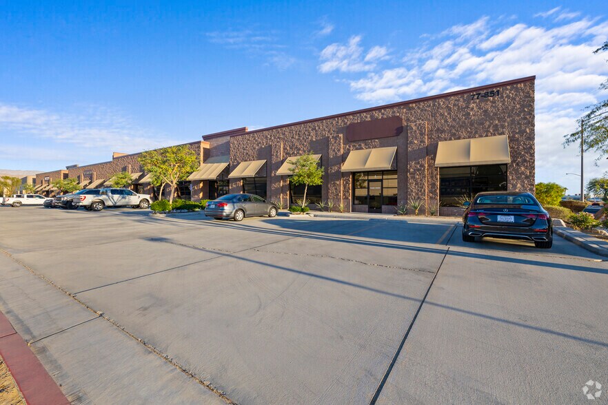 More Photos Of 77851 Los Montanas Rd, Palm Desert Unknown For Lease