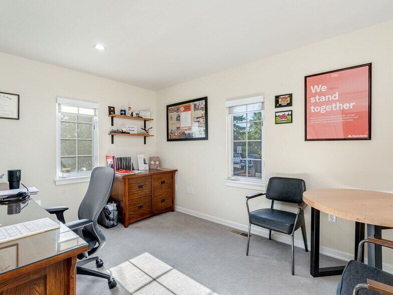 More Photos Of 2800 E Evergreen Blvd, Vancouver Office Residential For Lease