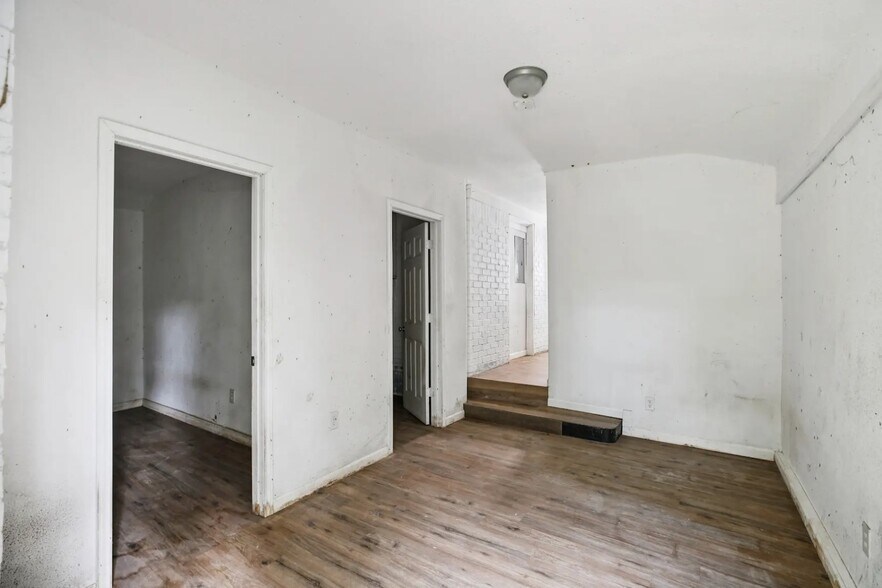 More Photos Of 242 Bishop, Livingston Apartments For Sale