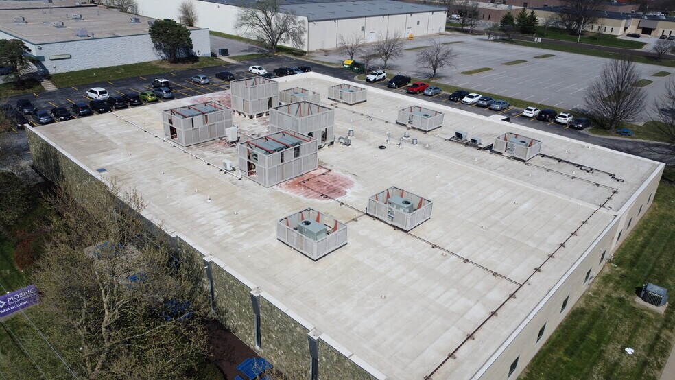 More Photos Of 9221 Quivira Rd, Overland Park Medical For Sale