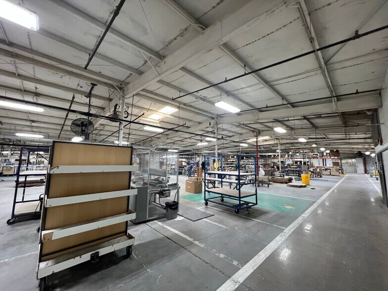 More Photos Of 831 S Columbus Ave, Newton Manufacturing For Sale