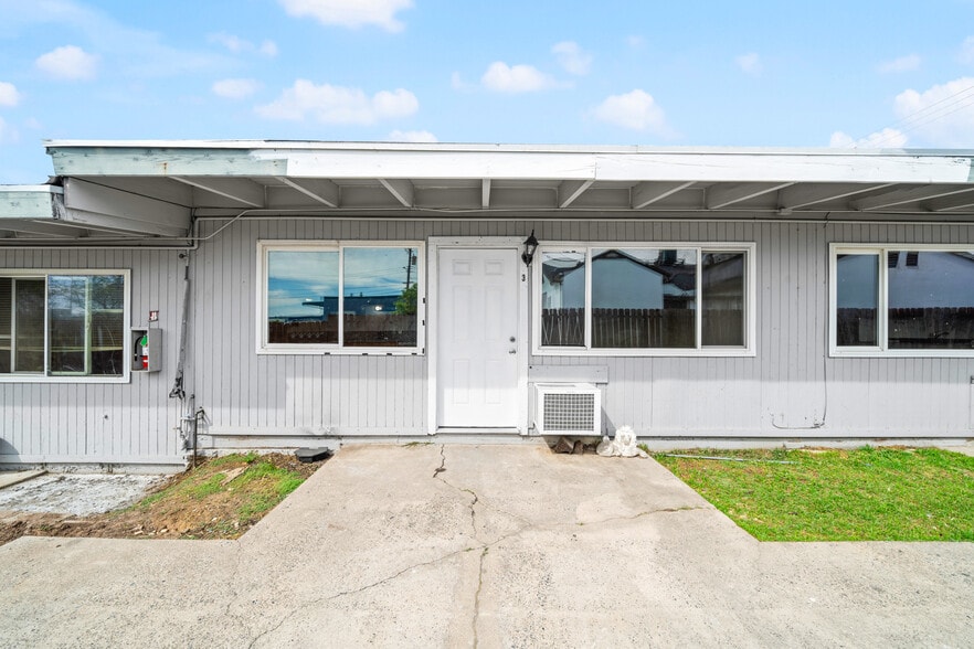More Photos Of 2605 Albatross Way, Sacramento Apartments For Sale