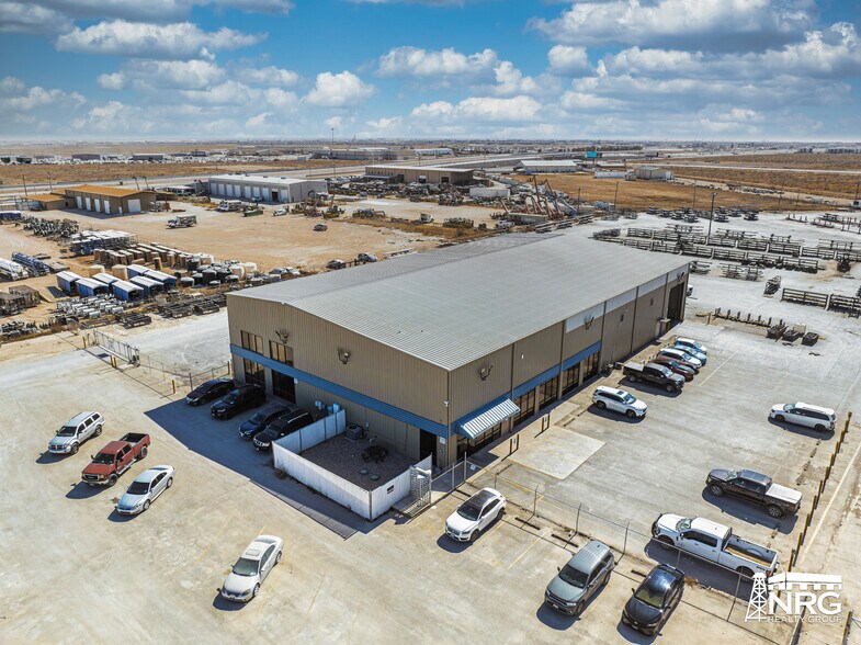 More Photos Of 1514 S County Road 1309, Midland Manufacturing For Sale