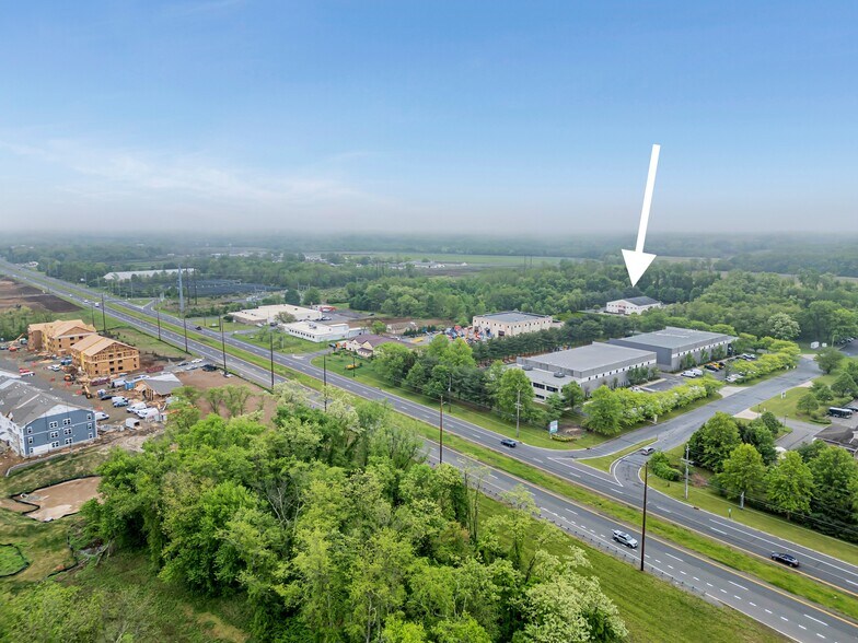 More Photos Of 500 Park Ave, Manalapan Township Medical For Lease