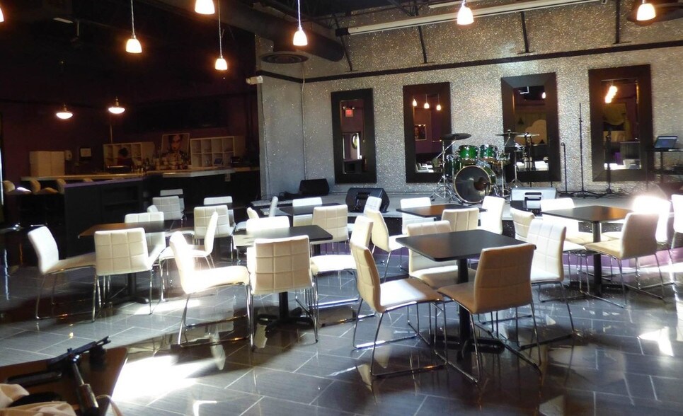 More Photos Of 1140 Mt. Zion Rd, Morrow Restaurant For Sale