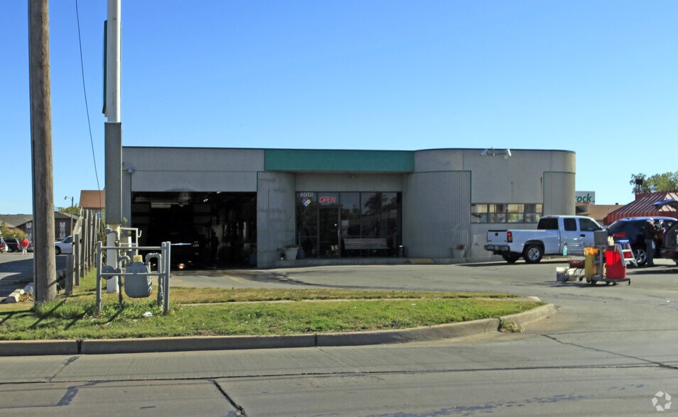 More Photos Of 208 S Air Depot Blvd, Oklahoma City Carwash For Sale