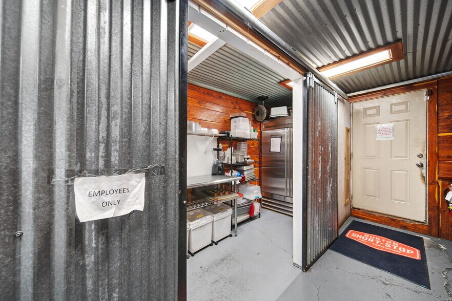 More Photos Of 12390 Farm to Market 390 W Rd, Burton Freestanding For Sale