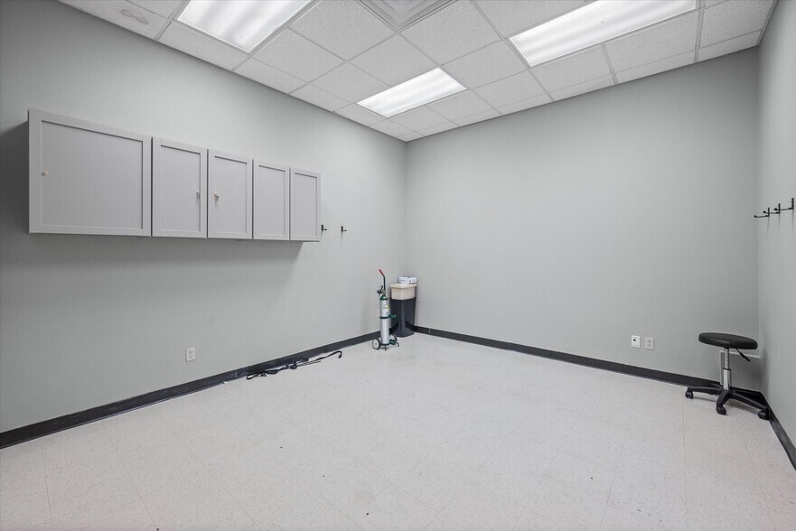 More Photos Of 2698 N Galloway Ave, Mesquite Medical For Sale