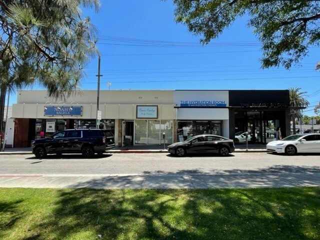 More Photos Of 15270-15280 Antioch St, Pacific Palisades Storefront For Lease