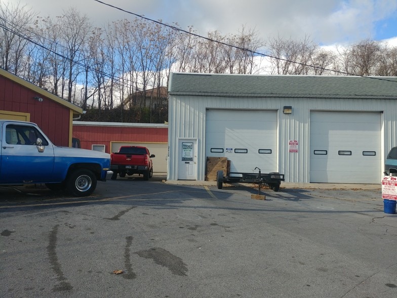 More Photos Of 865 Lincoln Way W, Chambersburg Auto Repair For Sale