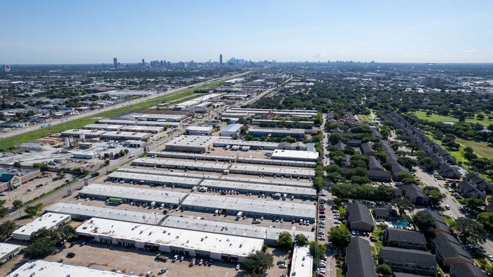 More Photos Of 9801-9811 Harwin Dr, Houston Warehouse For Lease