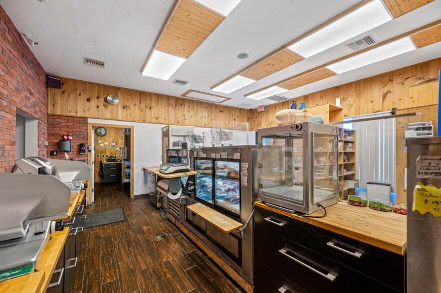 More Photos Of 1995 E Bay Dr, Largo Restaurant For Sale