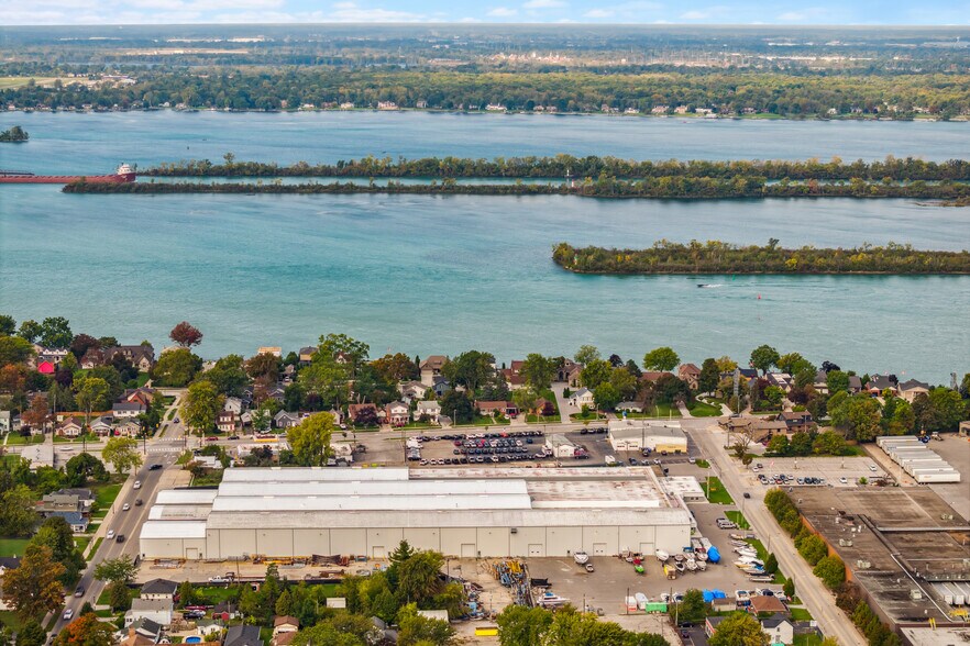 More Photos Of 111 St. Arnaud St, Amherstburg Industrial For Lease